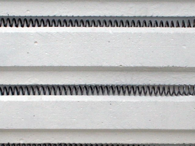 中型電気窯　DUB-05　炉内のヒーター線を拡大した画像です