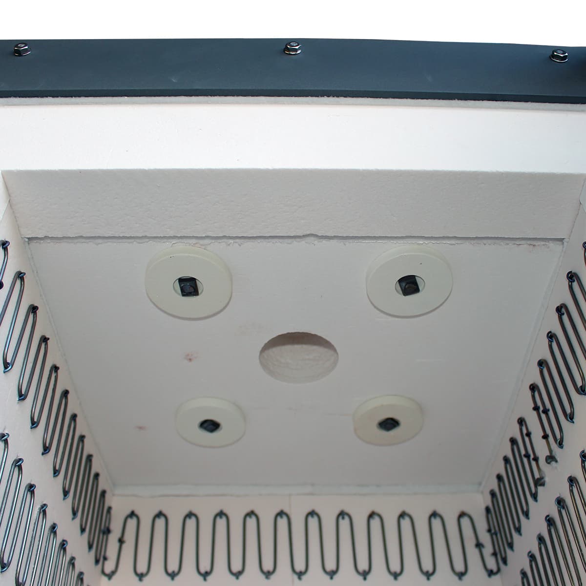 電気窯　LK(写真はLK-5型)　炉内の上方やヒーター線の画像です