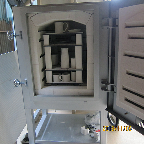 中型電気窯 DFA-06 中型電気窯 DFA-06