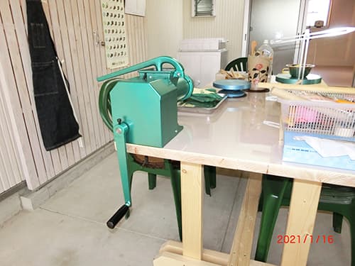 手動式土練機 ミネリー MT-1 手動式土練機 ミネリー MT-1