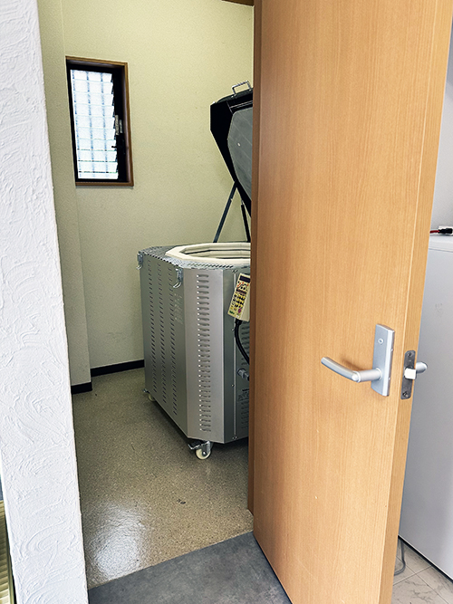 中型電気窯 DUB-10 中型電気窯 DUB-10