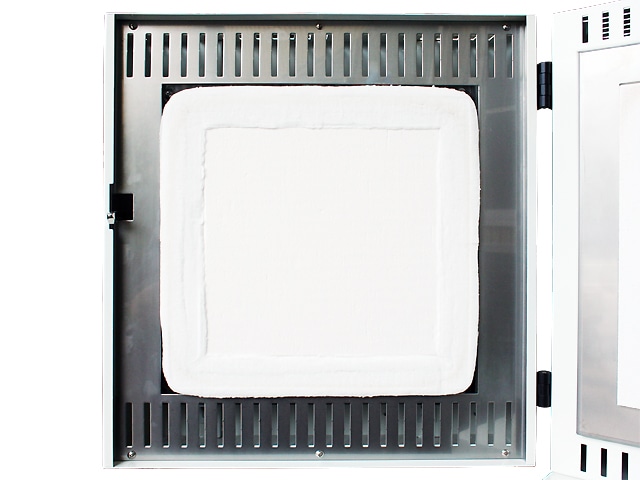 小型電気窯　KYK-1　前扉を開けた