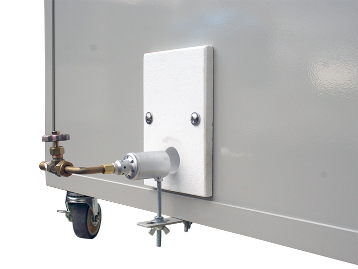 中型電気窯　LR-10　オプションンの還元バーナーを取りつけた画像です